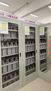 探索新疆能源新紀(jì)元 —— 攜手共筑蓄電池在線監(jiān)控系統(tǒng)新篇章